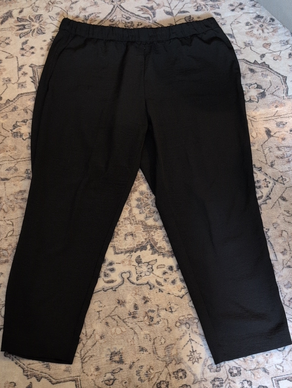 H&M Women's Black Elastic-Waist Dress Ankle Pants